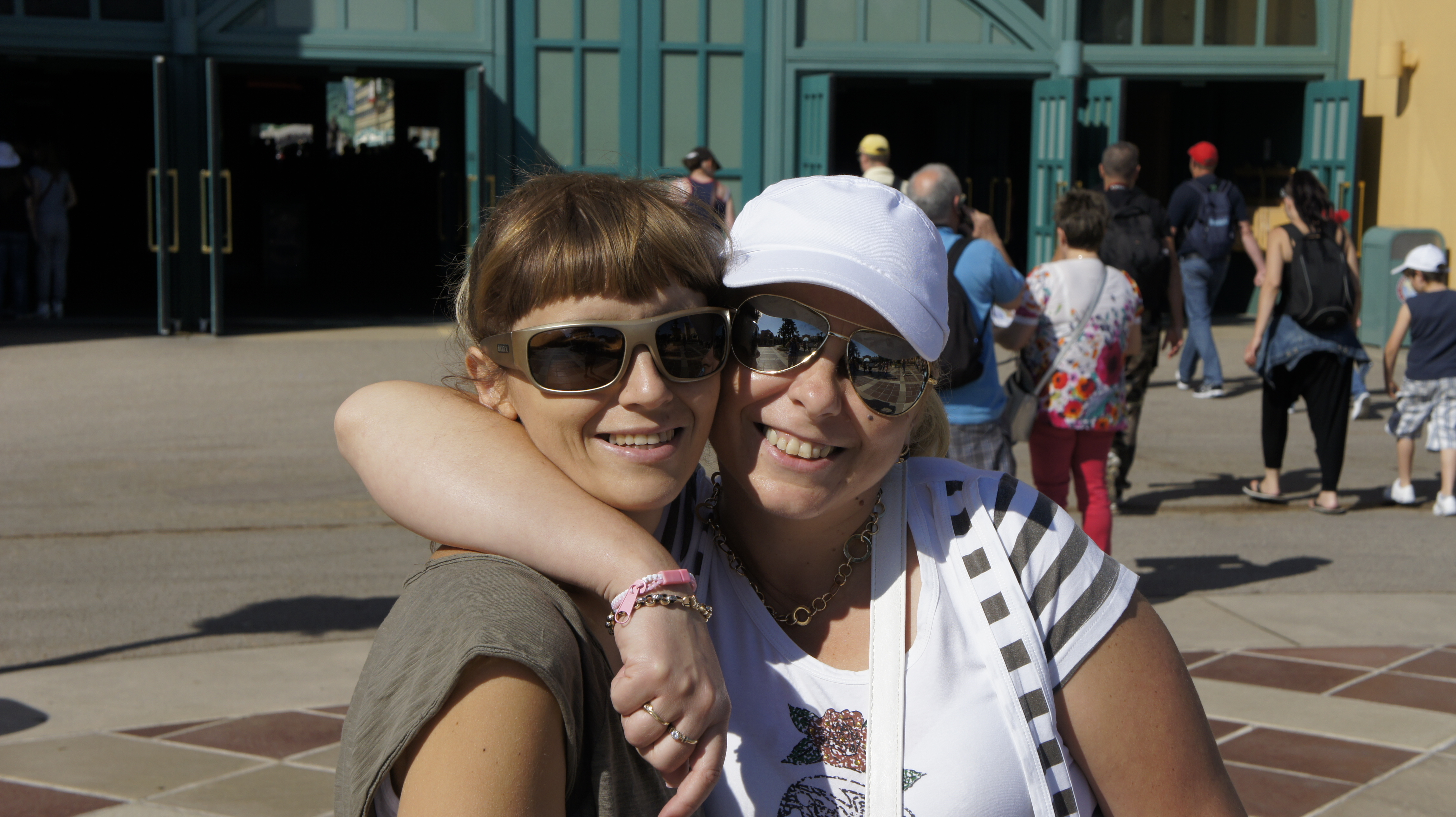 Hol & intrare